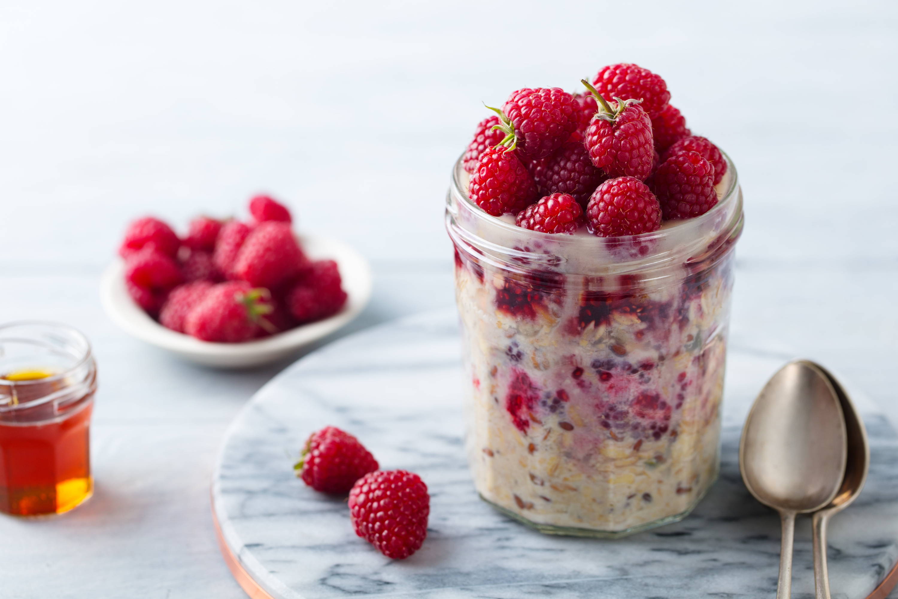7 Easy Ways to Enjoy Overnight Oats Vegan Recipes Raw Beauty Lab